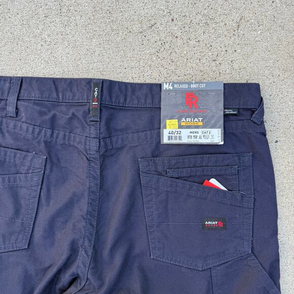 Ariat FR M4 Relaxed Workhorse Boot Cut Pants Navy Blue 10019623 40x32 NWT - Picture 3 of 5